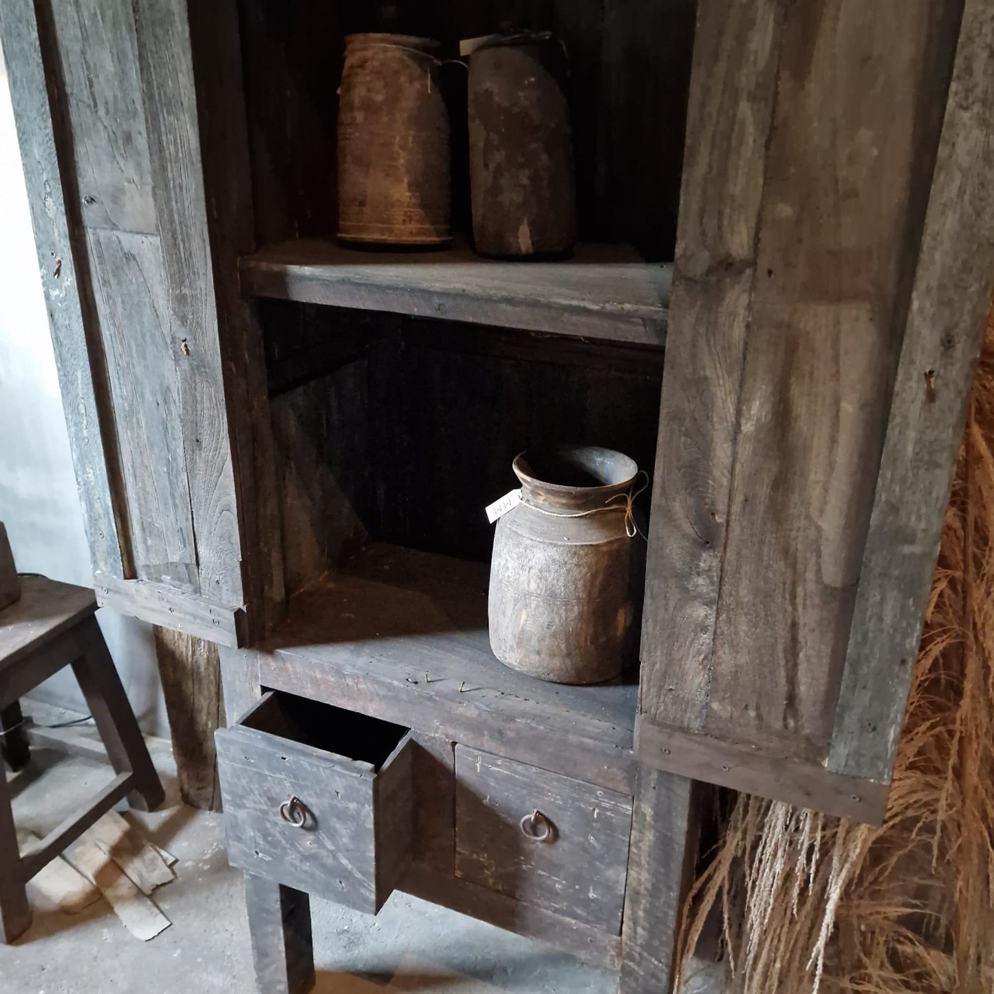 Kast van Driftwood