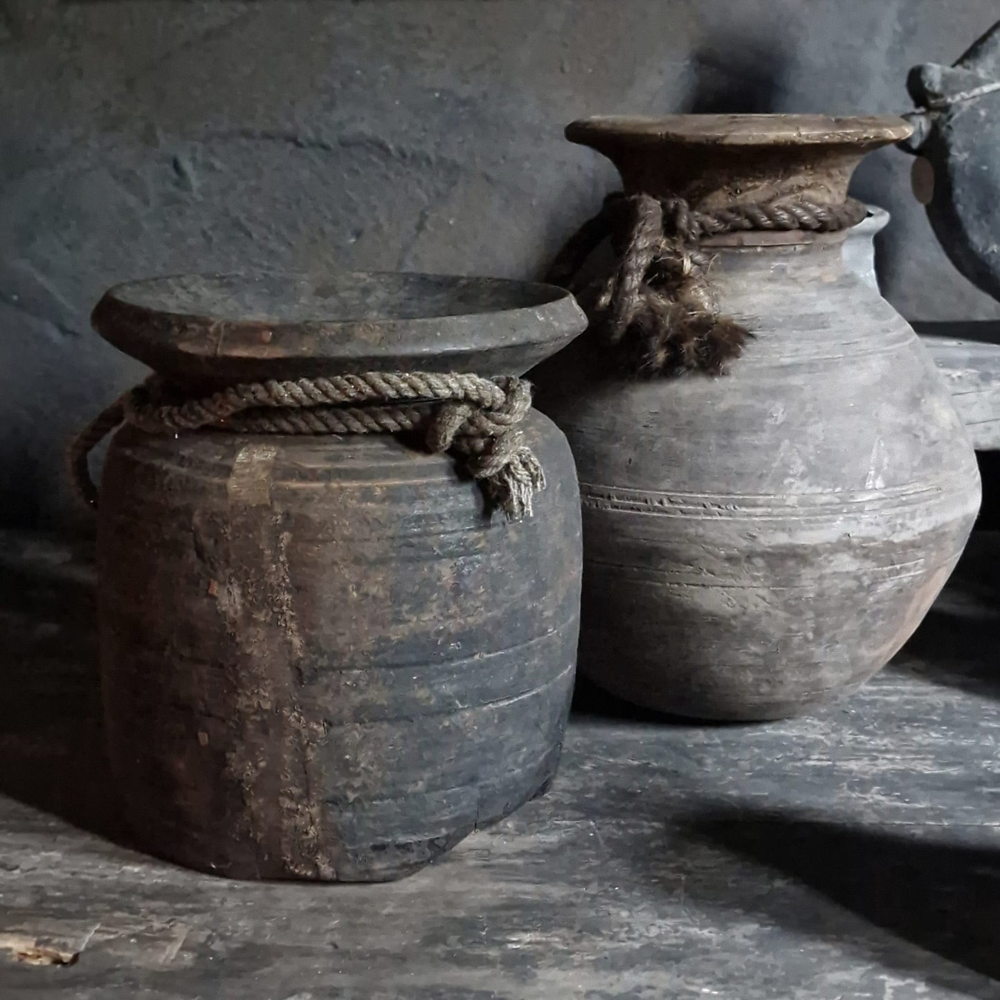 Nepalese Houten Pot