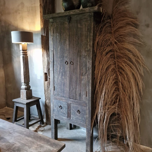 Kast van Driftwood