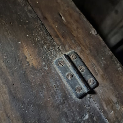 Oud Authentiek Kistje MM SELECTED