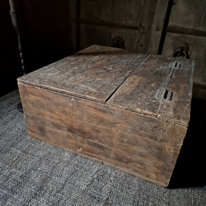 Oud Authentiek Kistje MM SELECTED
