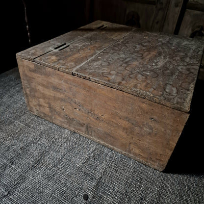 Oud Authentiek Kistje MM SELECTED