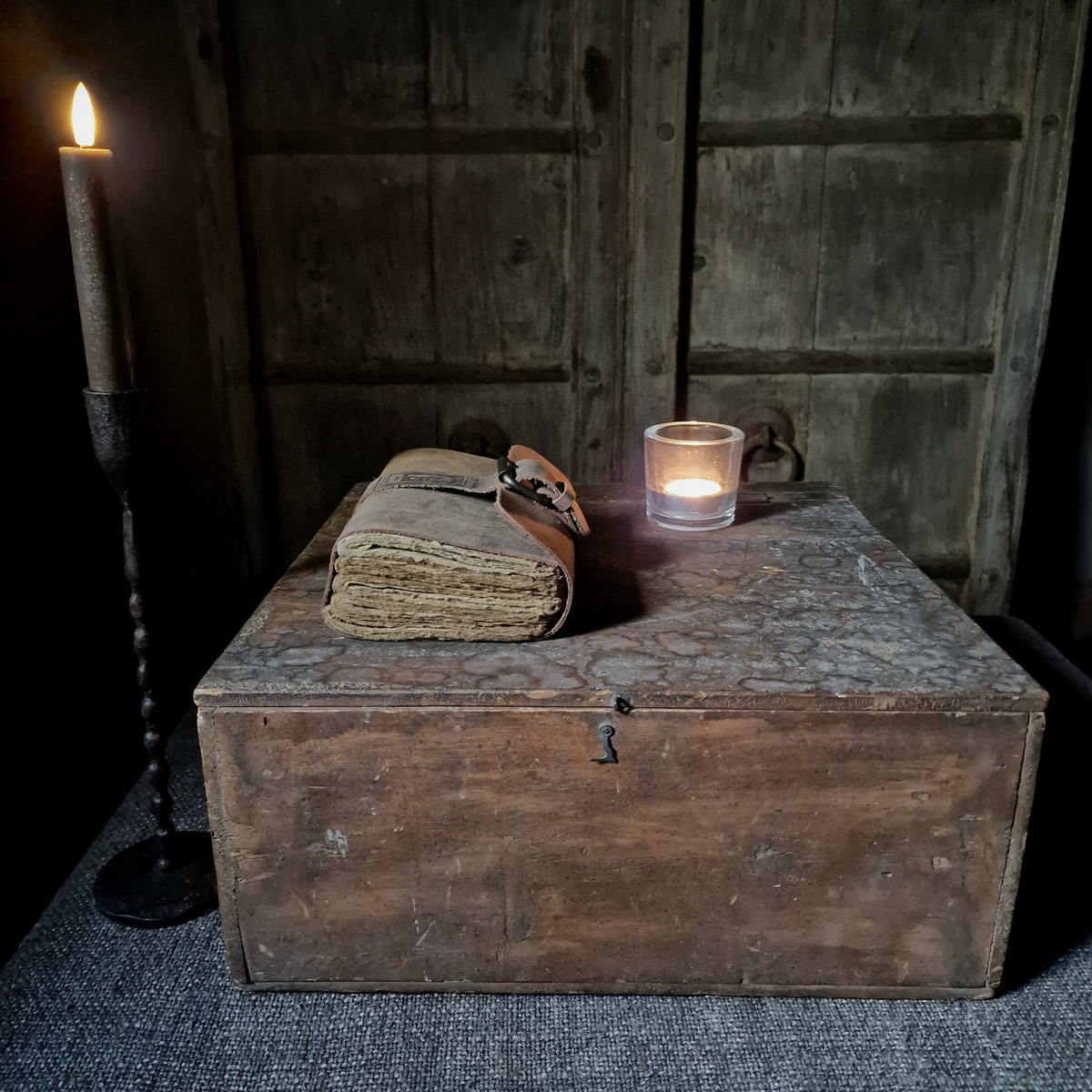 Oud Authentiek Kistje MM SELECTED