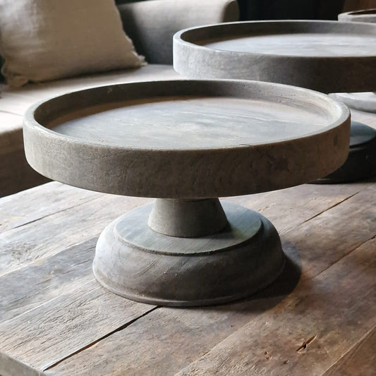 Ronde Etagère op Voet (M)