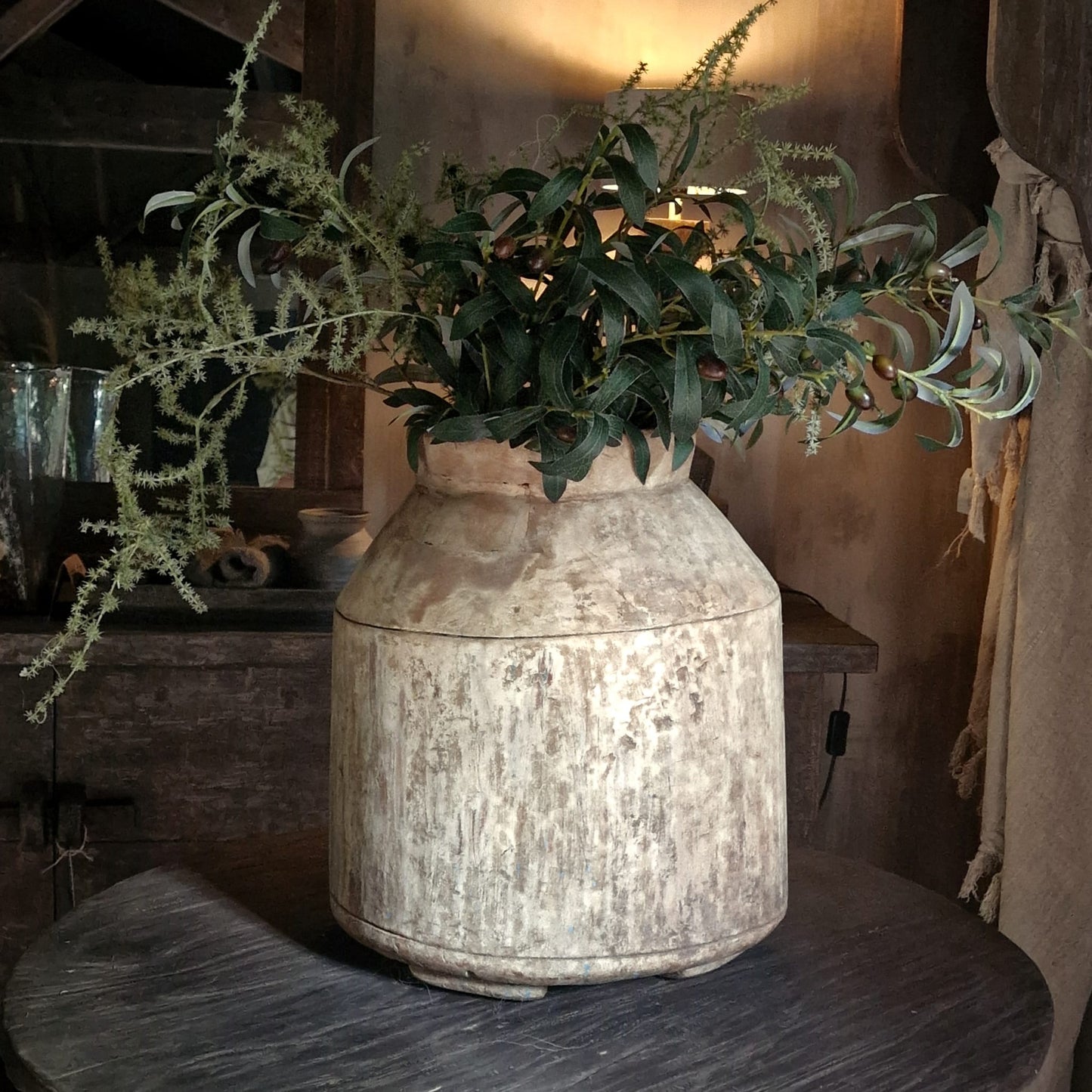 Houten Naga Pot