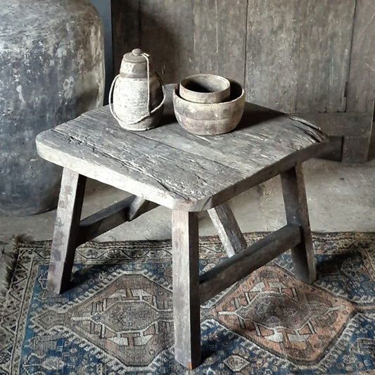 Houten Bijzettafel Old Barn