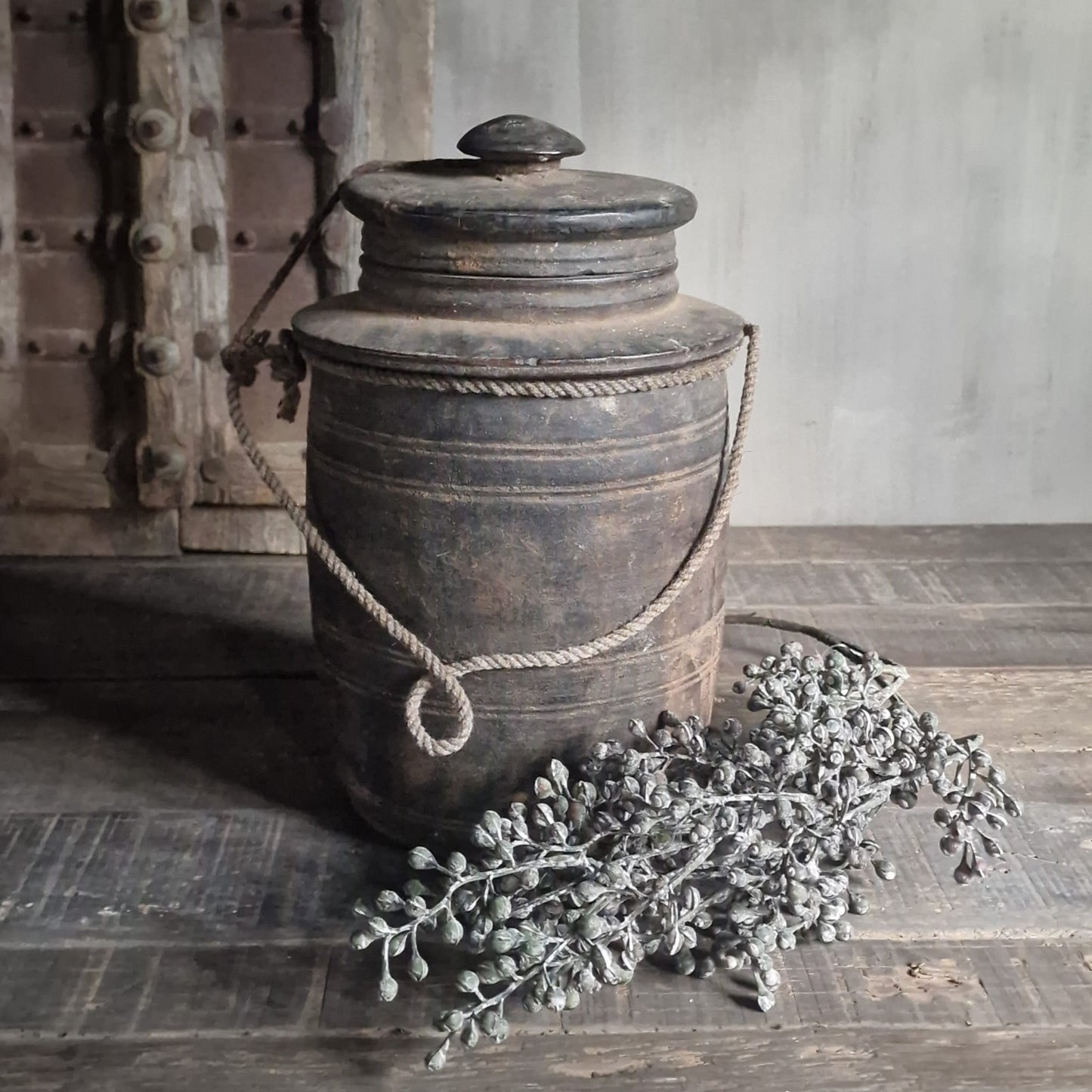 Nepalese Houten Pot met Deksel #1