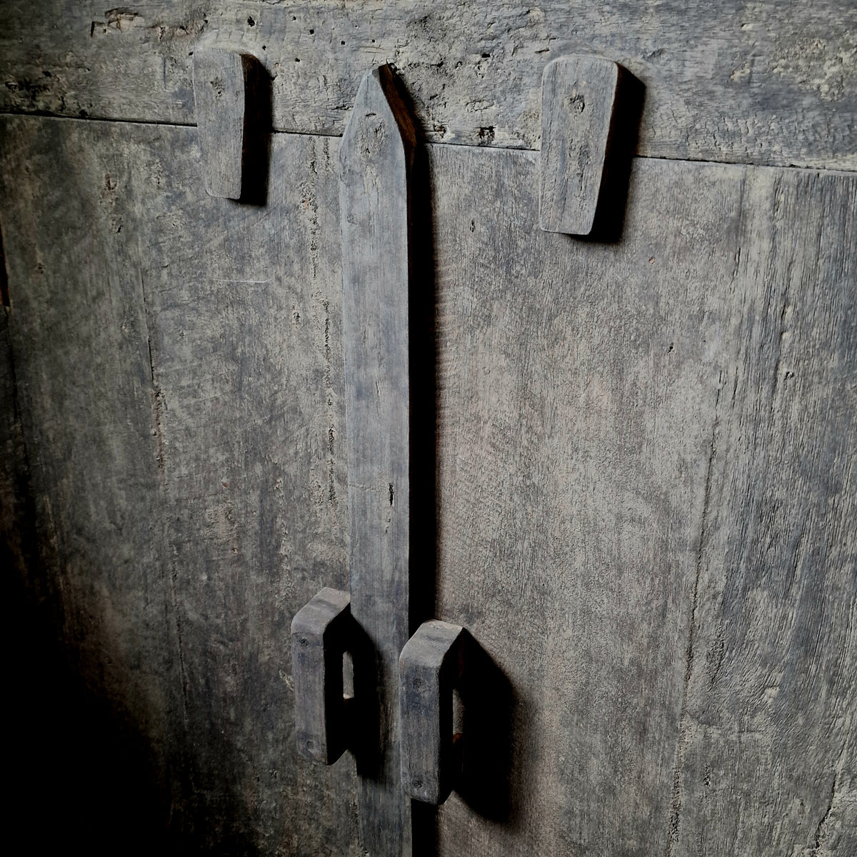 2 Deurs Kast Old Farm AURA PEEPERKORN