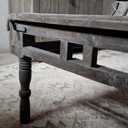 Unieke Salontafel Vergrijsd Hout