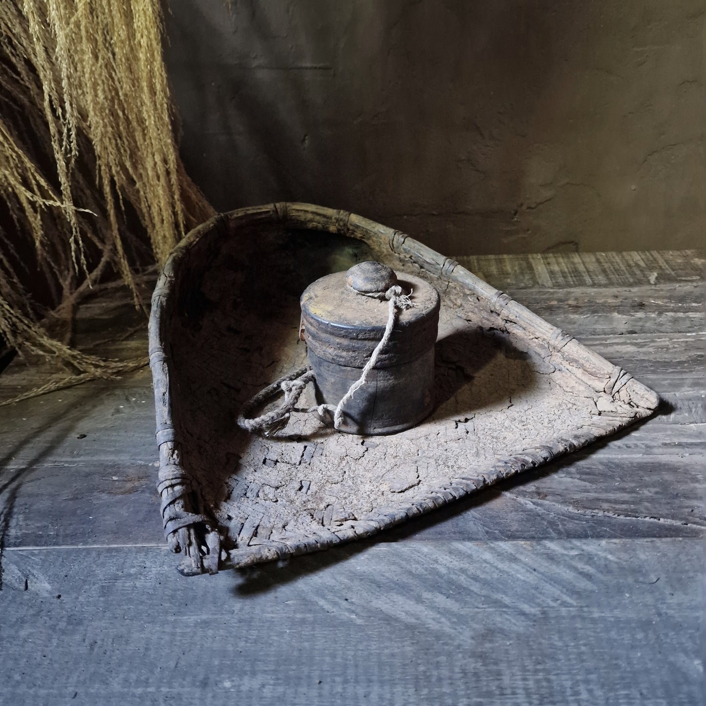 Bamboo Tray #2 AURA PEEPERKORN