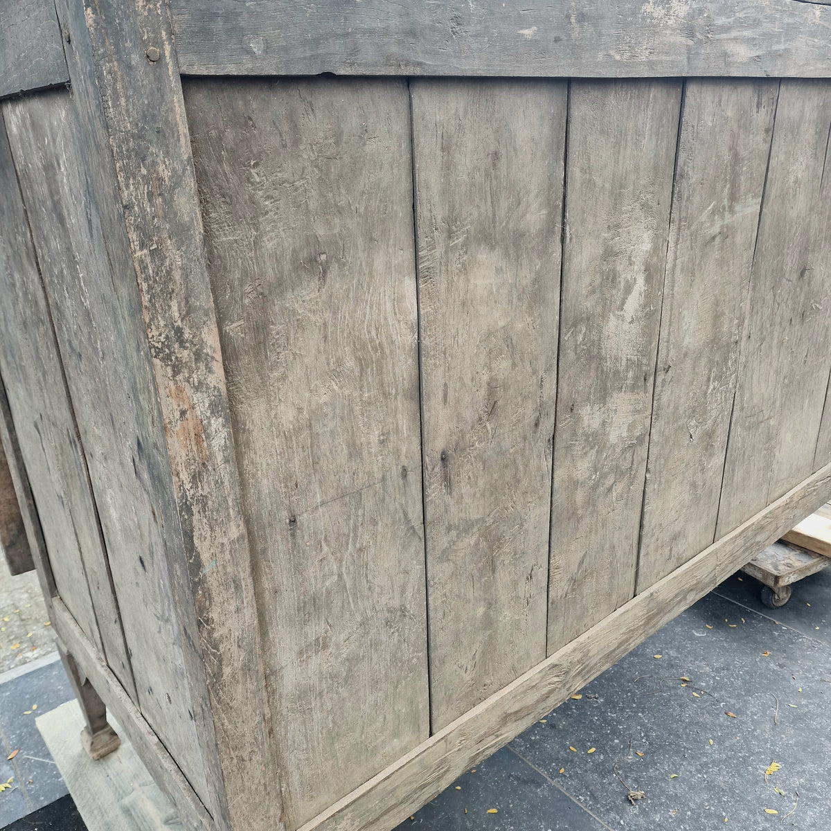 Antieke Kast HOFFZ INTERIOR