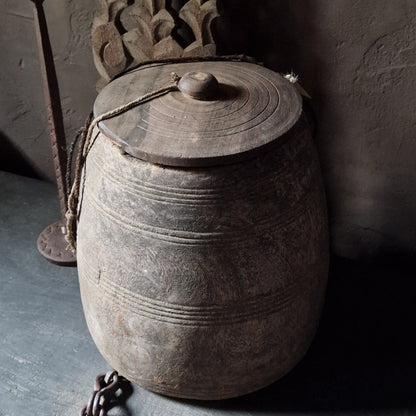 Nepalese Pot met Deksel