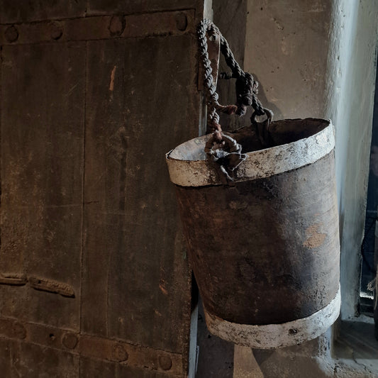 Nepalese Pot MM SELECTED