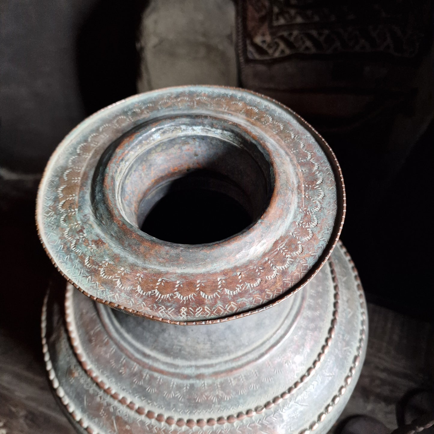 Antieke Indiase waterkruik HOFFZ INTERIOR