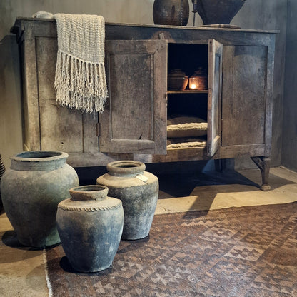 Antieke Kast HOFFZ INTERIOR
