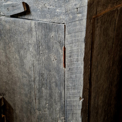 2 Deurs Kast Old Farm AURA PEEPERKORN