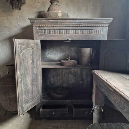 Unieke Kast MM SELECTED