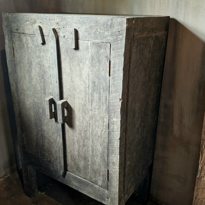 2 Deurs Kast Old Farm AURA PEEPERKORN