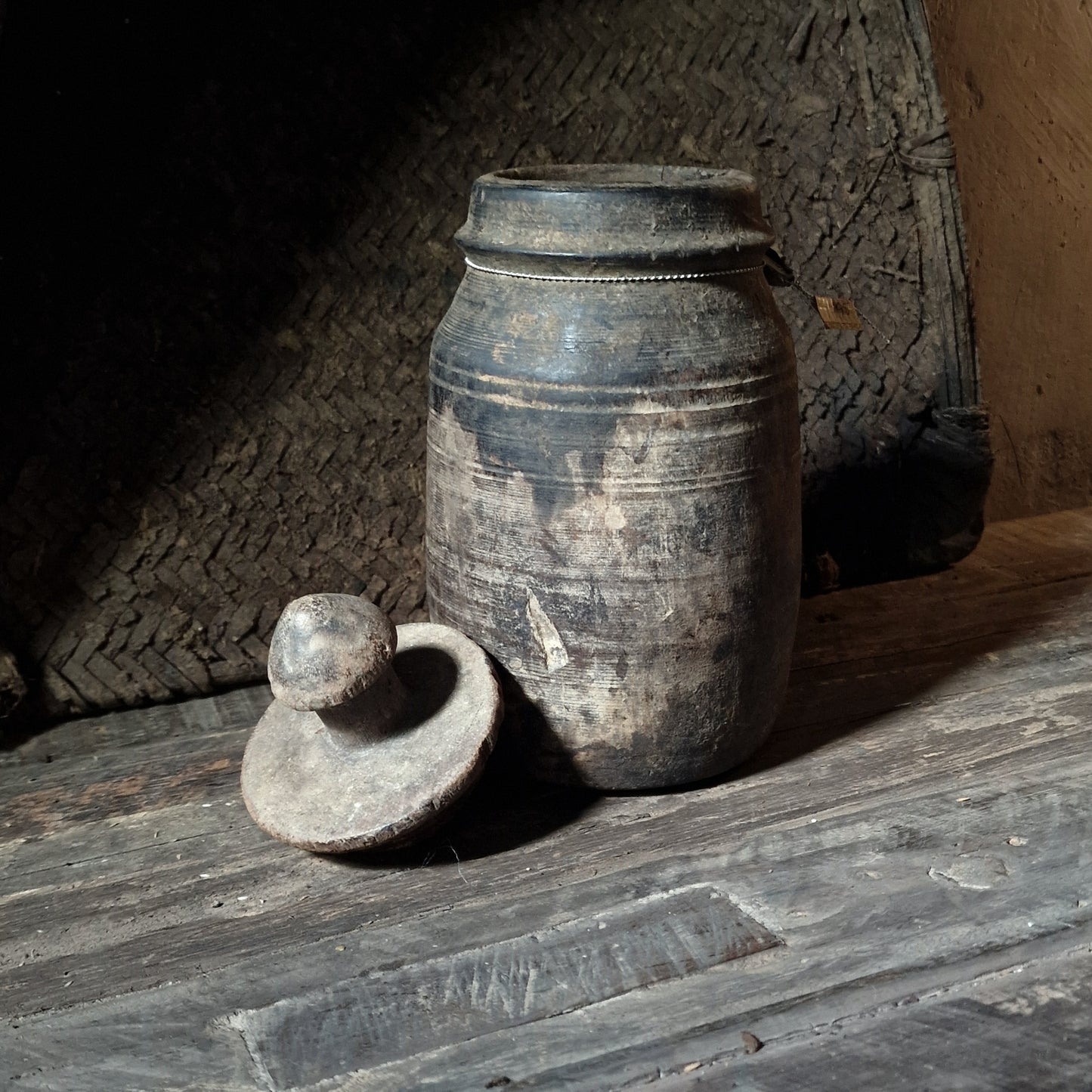 Nepalese pot met deksel HOFFZINTERIOR