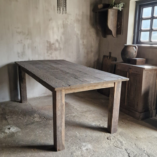Tafel Old Barn